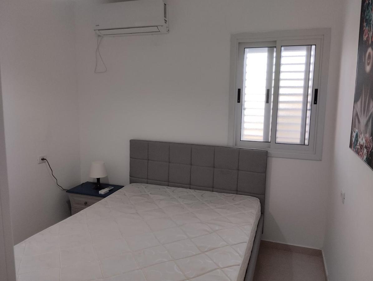 תות Apartamento Beersheba Exterior foto